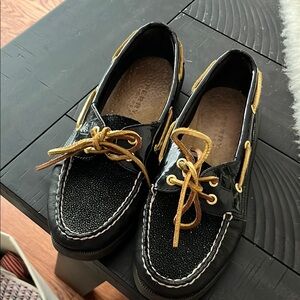 Sperry Top sider Women’s size 7  Black and gold Boat Shoes